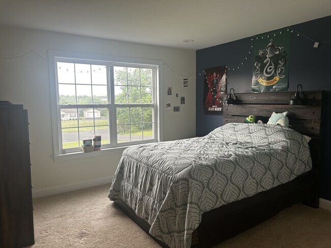 Building Photo - 501 Rain Tree Cir