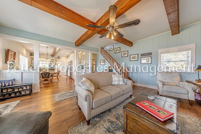 Building Photo - Coming Soon Beautiful 3 Bedroom Home with ...