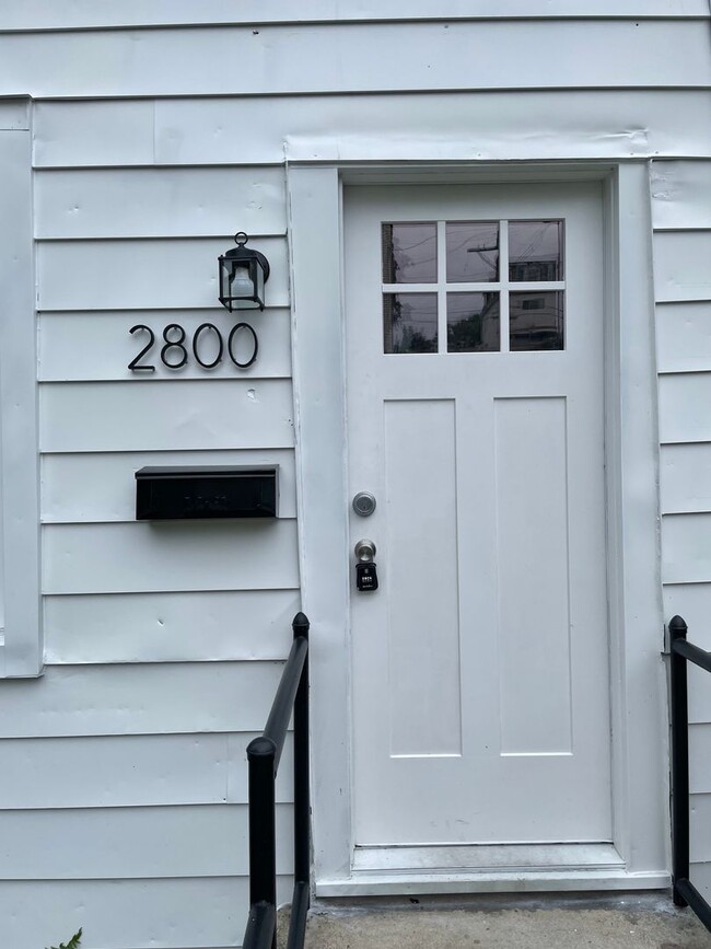 Building Photo - 2800 Berg St