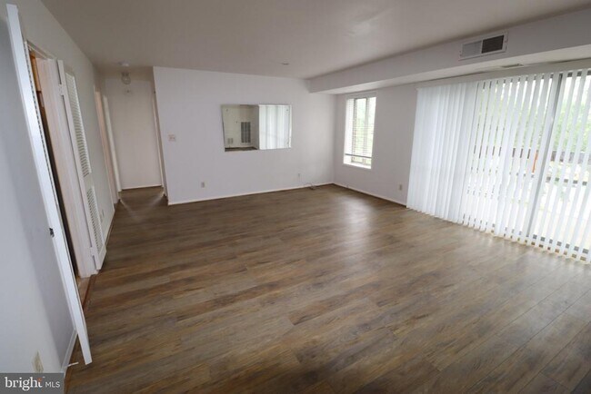 Building Photo - 10850 Green Mountain Cir