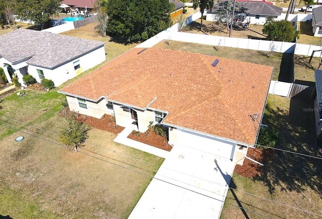 Building Photo - 9 Raemond Ln