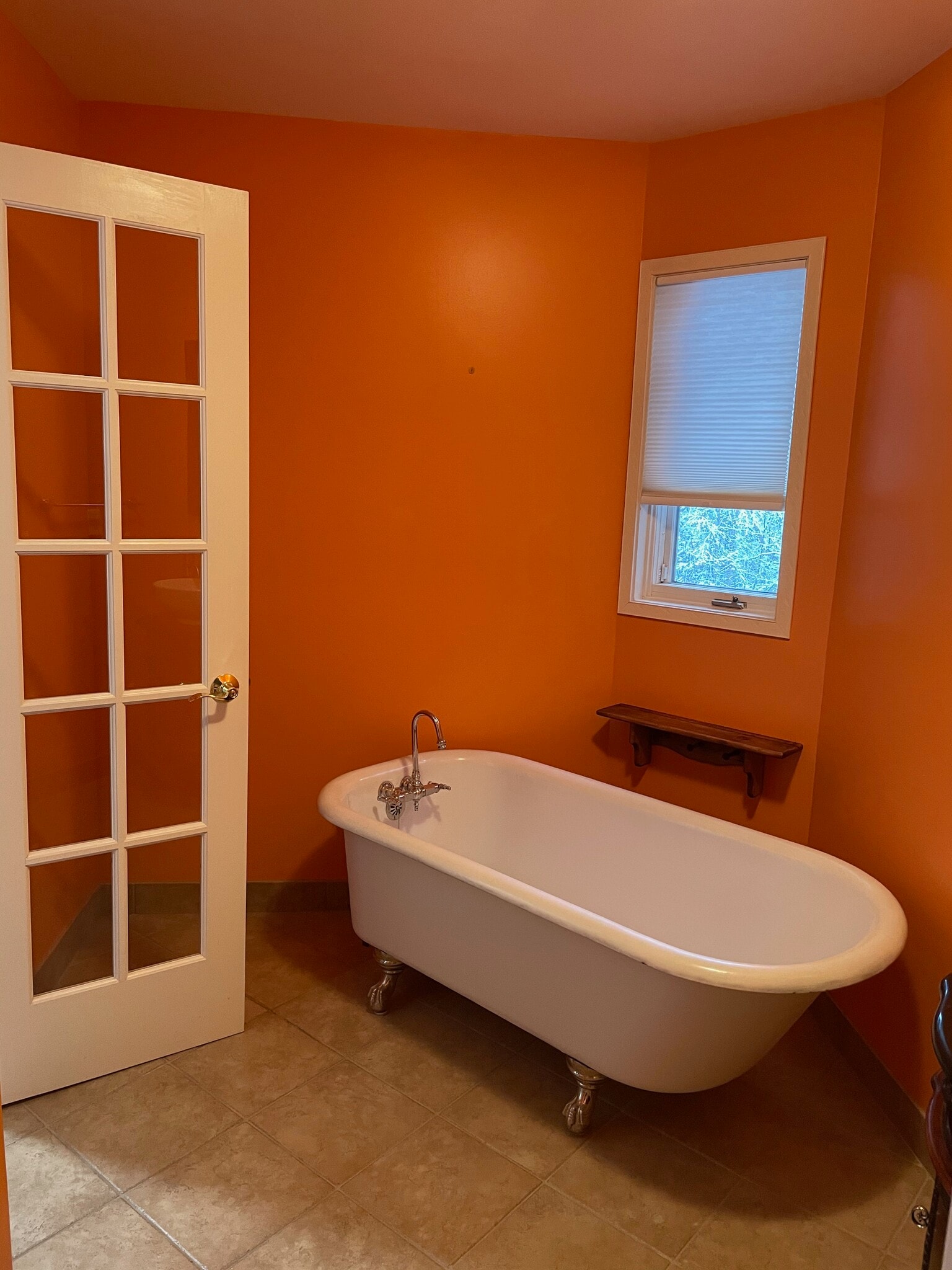 Master bathroom - 2533 La Honda Dr