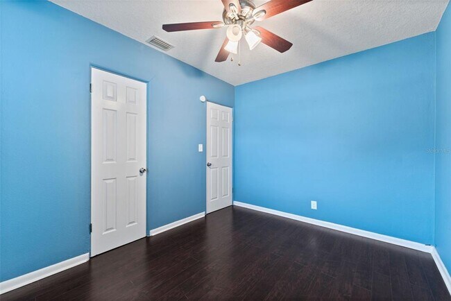 Building Photo - 4008 W Swann Ave