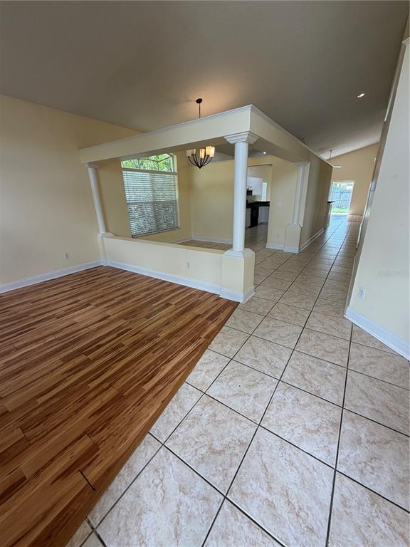 Building Photo - 362 Lexingdale Dr