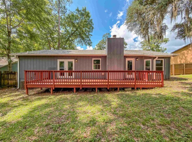 Building Photo - 776 Lupine Ln