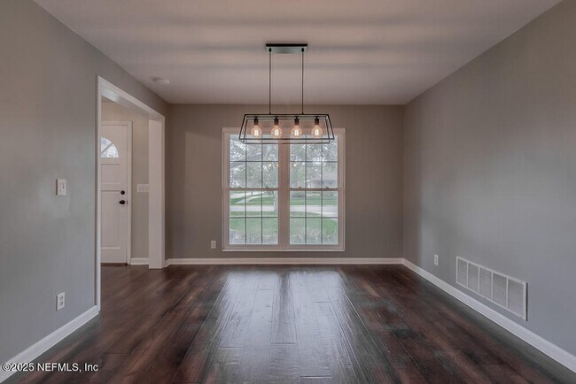 Building Photo - 5044 Somersby Rd