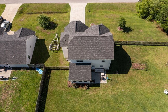Building Photo - 219 Breakwater Dr