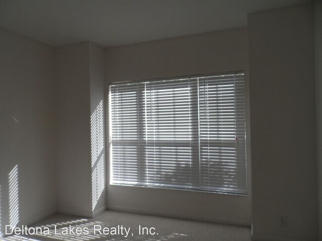 Building Photo - 3 br, 2 bath House - 234 W Tarrington Dr