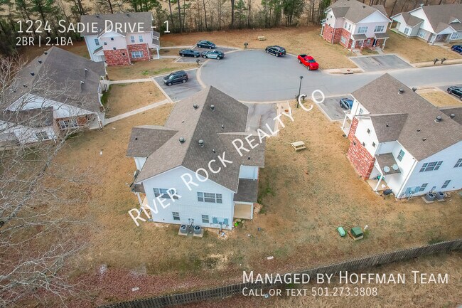 Building Photo - 1224 Sadie Dr