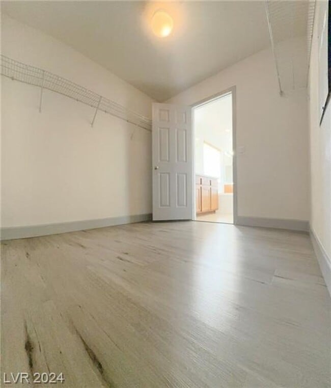 Building Photo - 6596 Polonius Ct