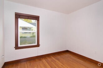 Building Photo - Fully updated 2 Bed 1 Bath Valley home. H...