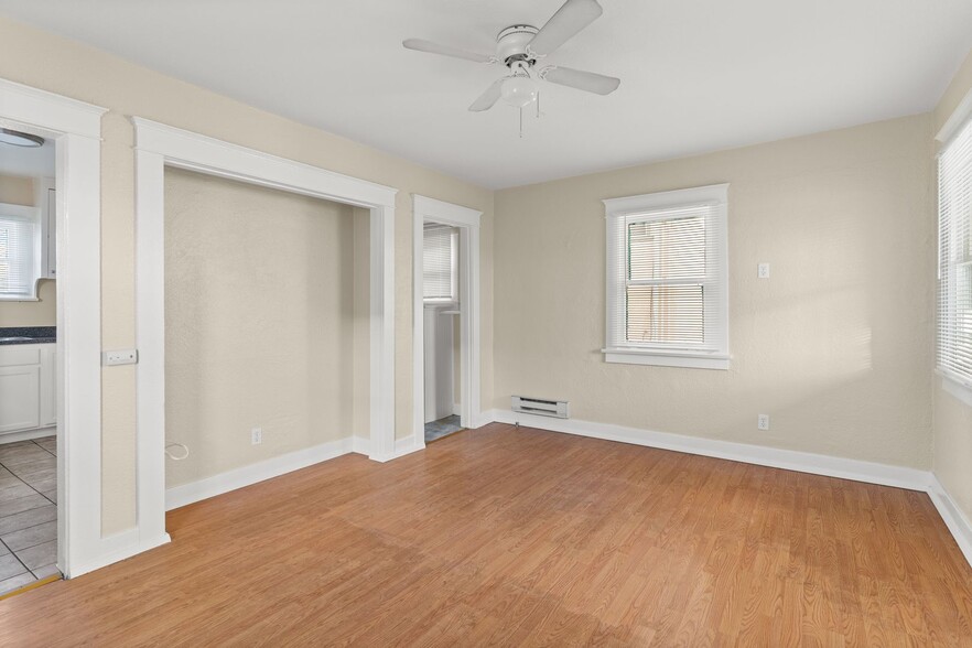Primary Photo - 441 Dawson Ave