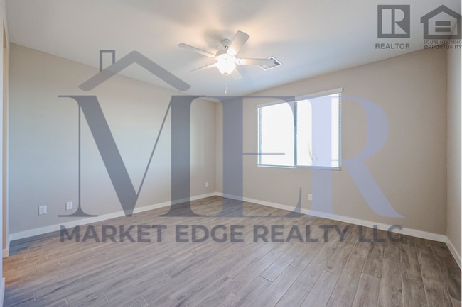 Building Photo - 3bed/2bath Home in North Scottsdale! $199 ...