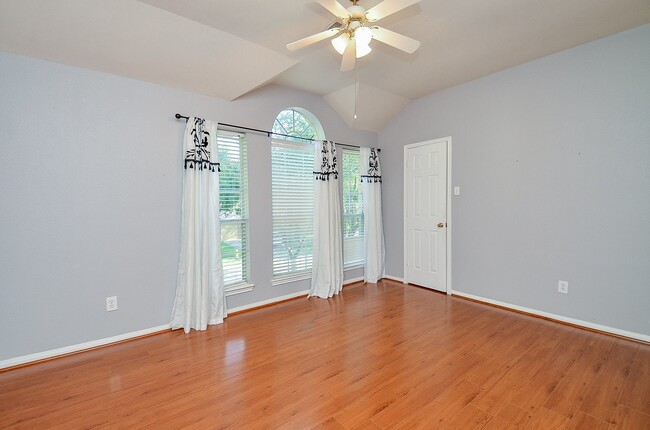 Building Photo - 5510 Poundstone Ct