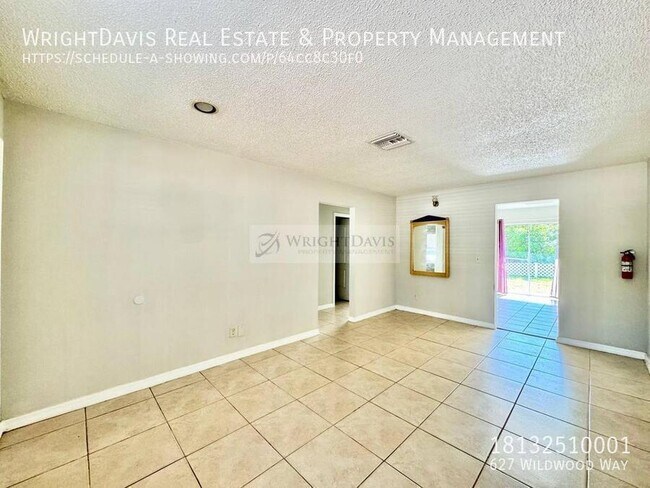 Building Photo - 627 Wildwood Way