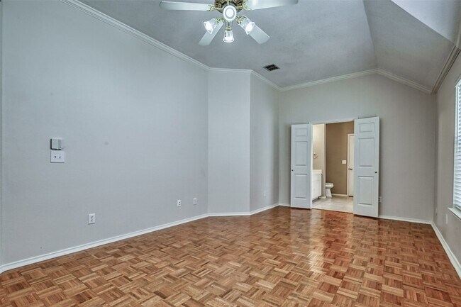 Building Photo - 3009 Ridge Hollow Dr
