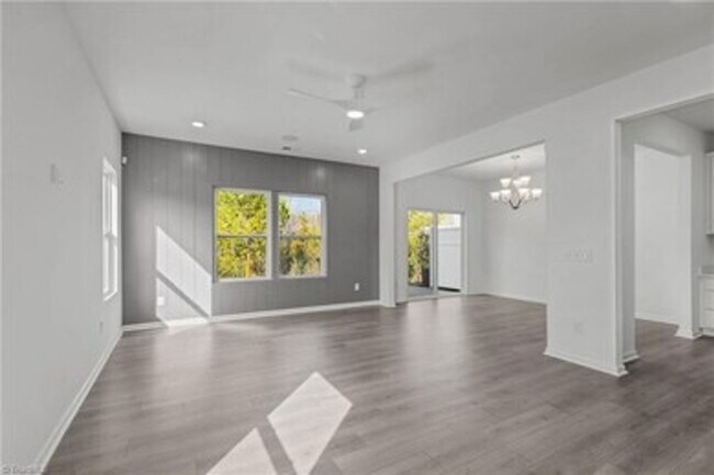 Building Photo - Spacious 3-Bedroom Townhome with Private Patio, Central HVAC & In-Unit Laundry Hookups