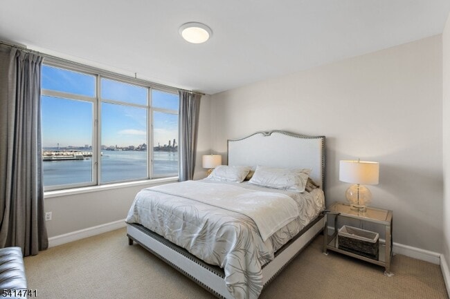 Building Photo - 8100 River Rd