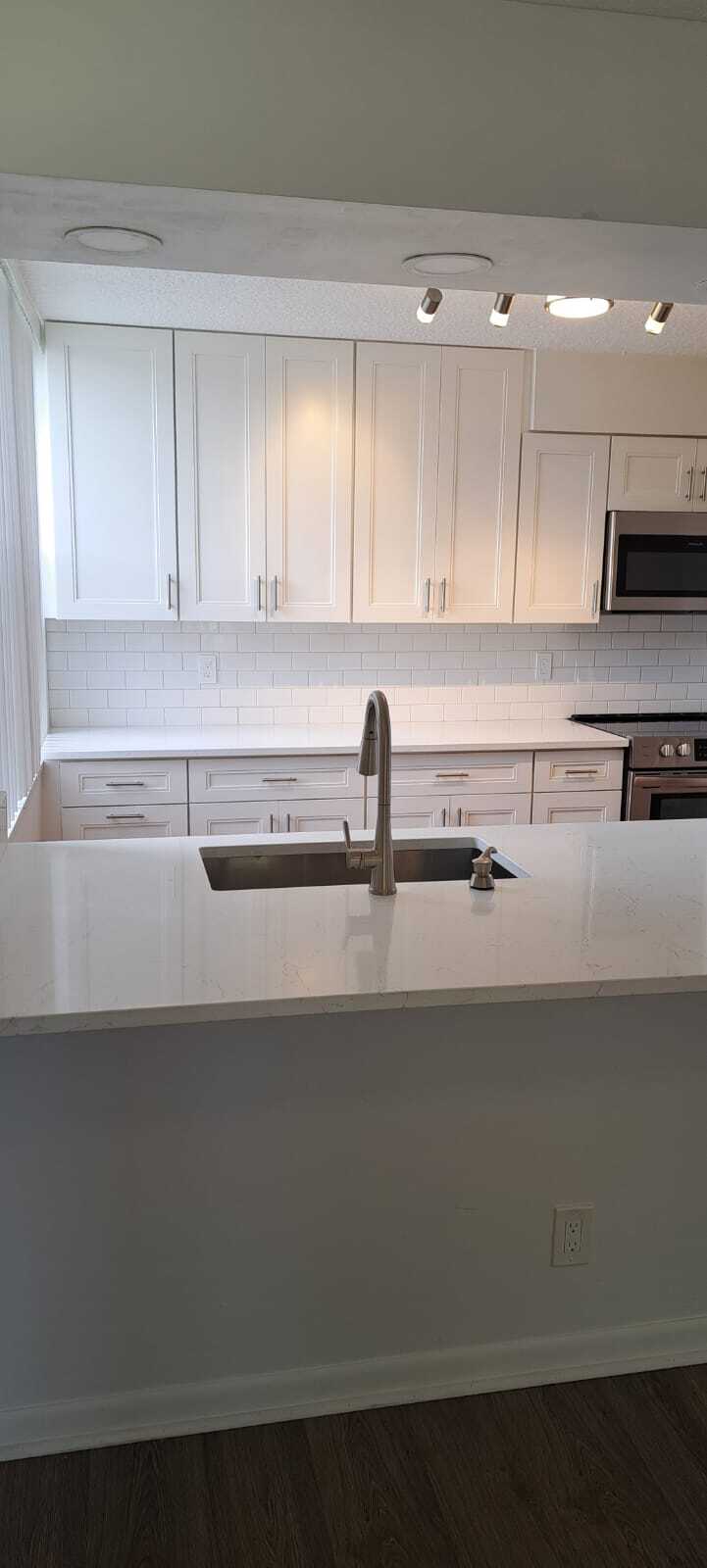 Building Photo - 750 Egret Cir