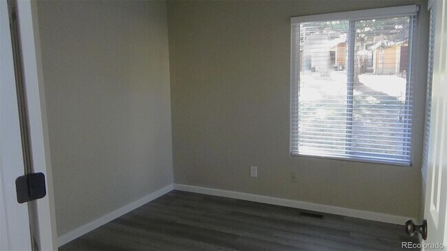 Building Photo - 4075 Autumn Heights Dr