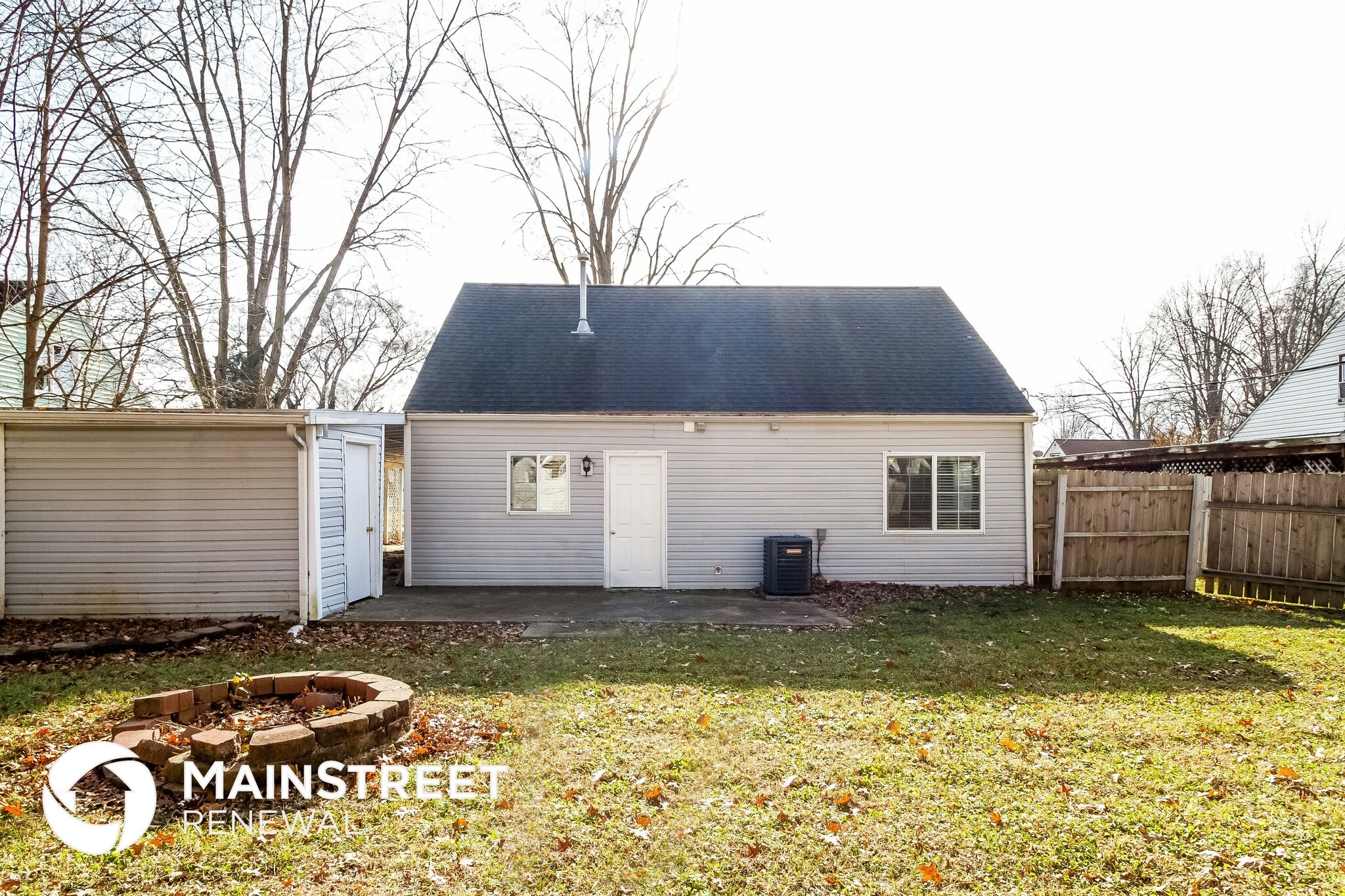 Building Photo - 5080 Dimson Dr N