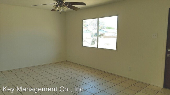 Building Photo - 5733 W Beck Ln