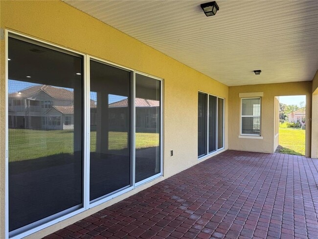 Building Photo - 3703 Dockside Dr