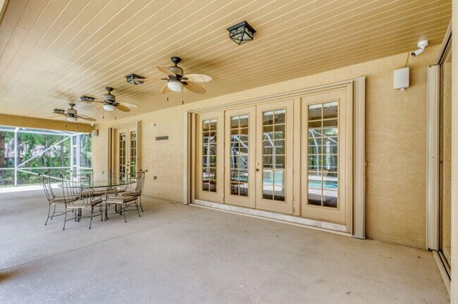 Building Photo - 4754 130th Ave N