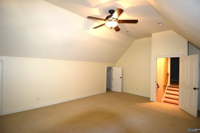 Building Photo - 79 Creekwood Dr