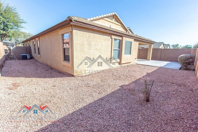 Building Photo - 9096 N 97th Dr