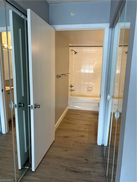 Building Photo - 1205 Wildwood Lakes Blvd