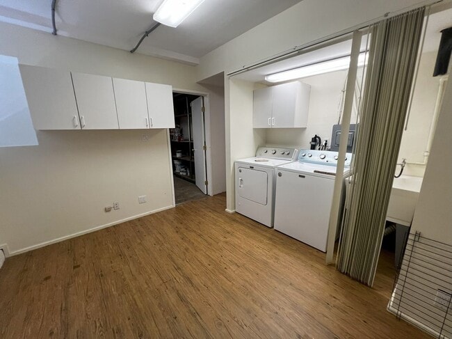 Building Photo - 7900 Shoshone Ave