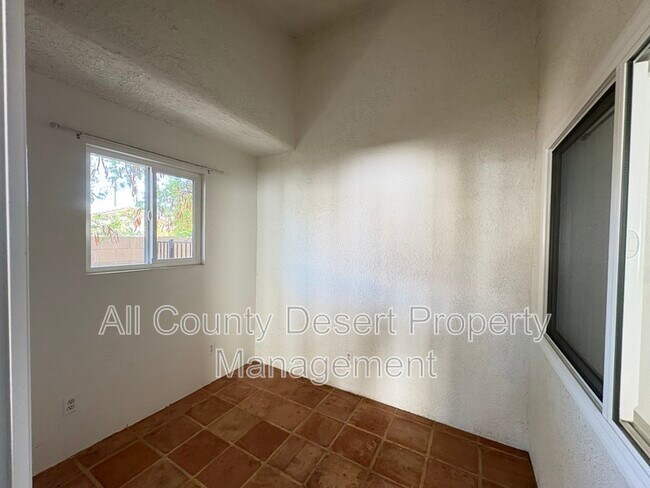 Building Photo - 33687 Whispering Palms Trail