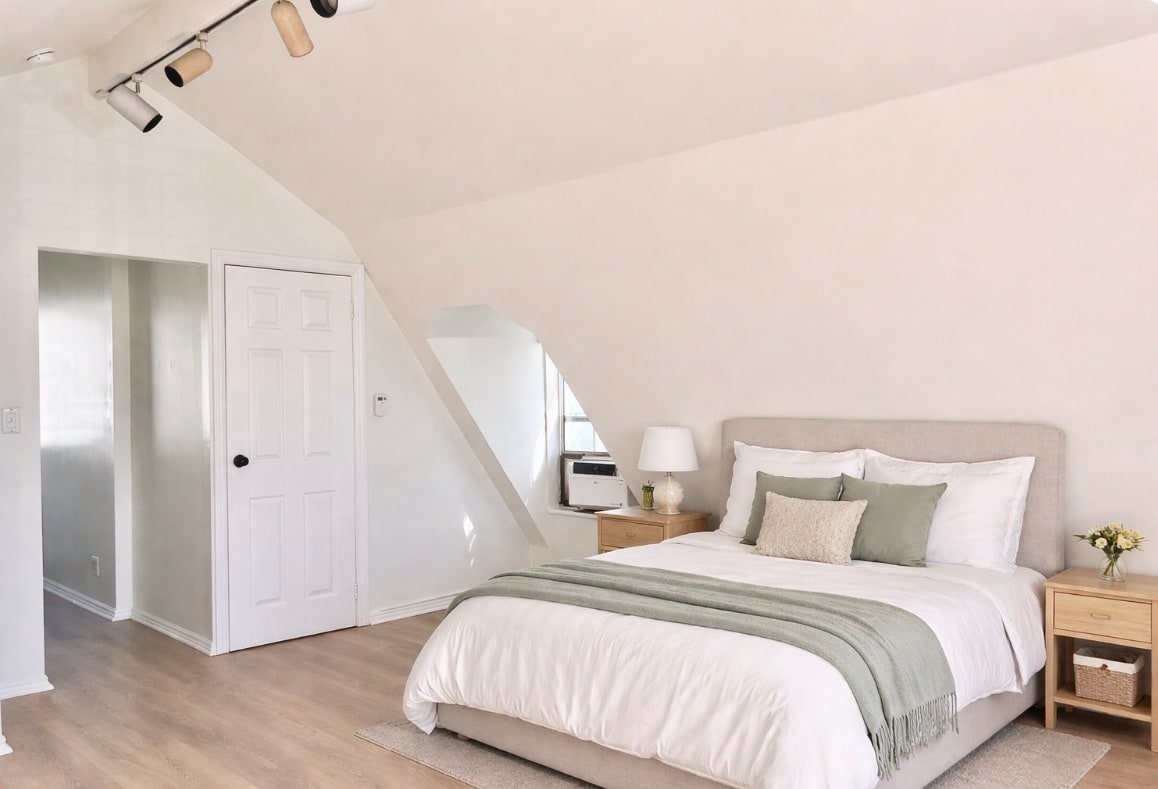 Building Photo - 459 N Alfred St