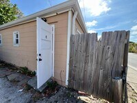 Building Photo - 701 N J St