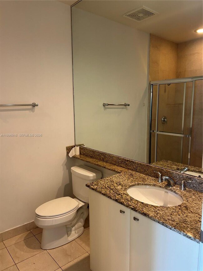 Building Photo - 600 W Las Olas Blvd