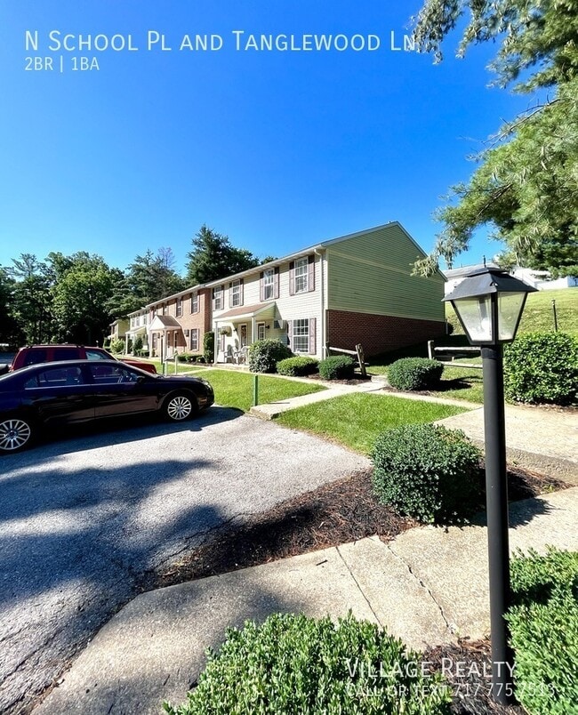 Building Photo - 343 N School Pl