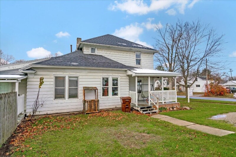 Primary Photo - 604 E Hubble St