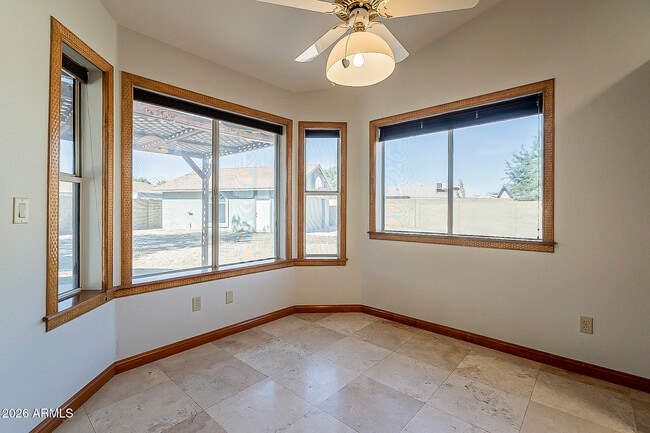 Building Photo - 8844 W Cavalier Dr