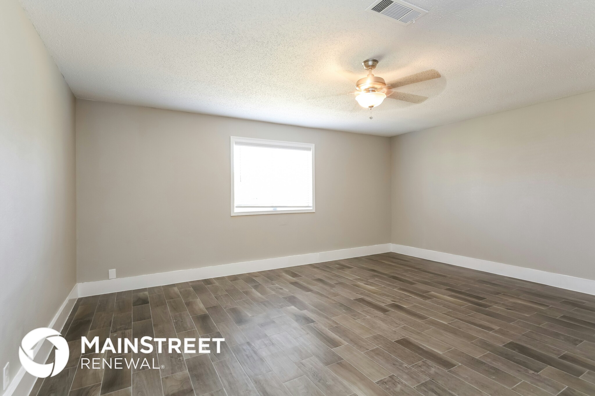 Building Photo - 6230 Hott Springs Dr