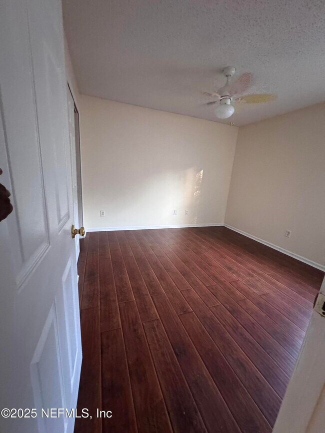 Building Photo - 6675 Morse Glen Ln