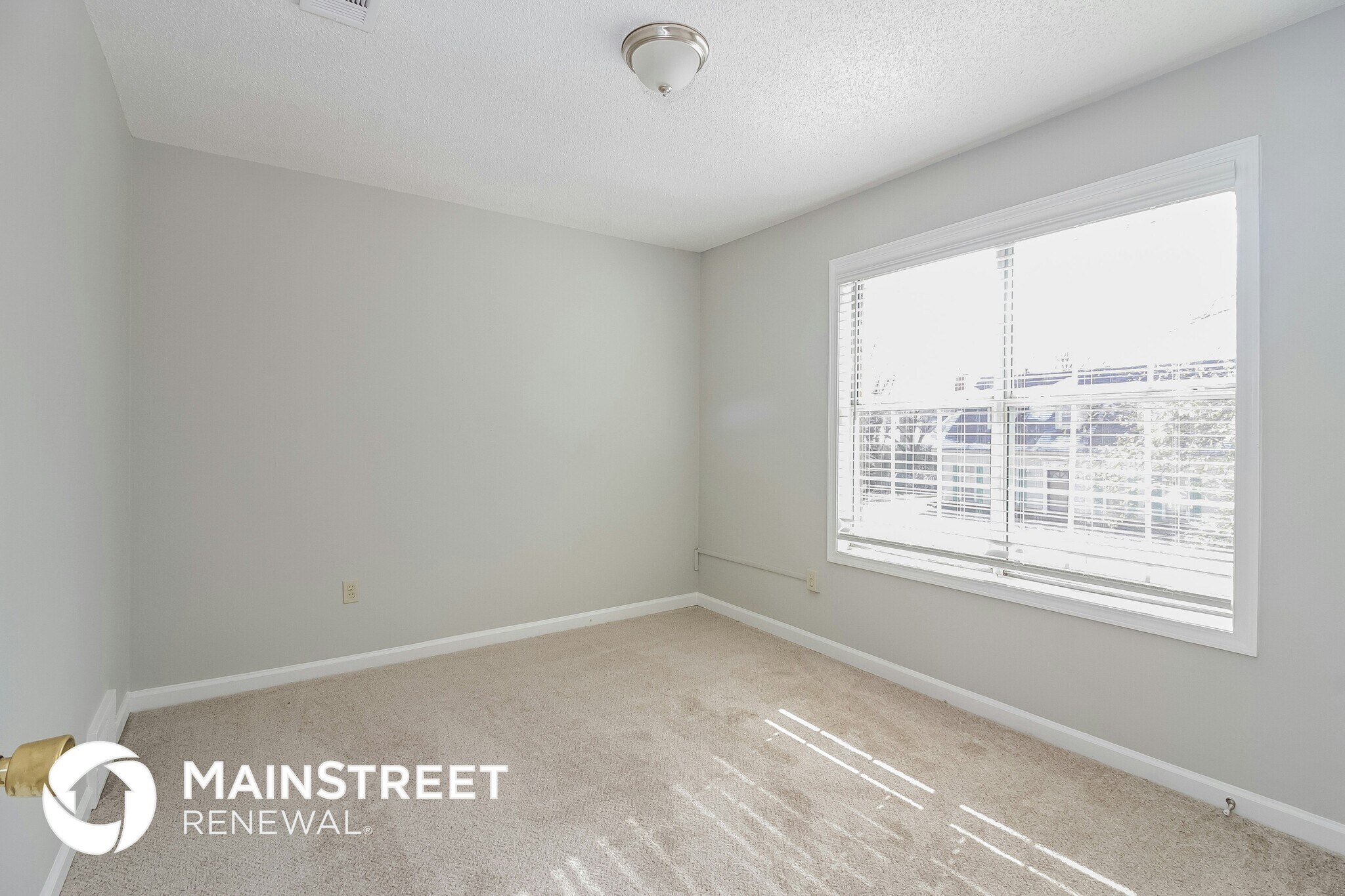 Building Photo - 7172 Market Square Dr