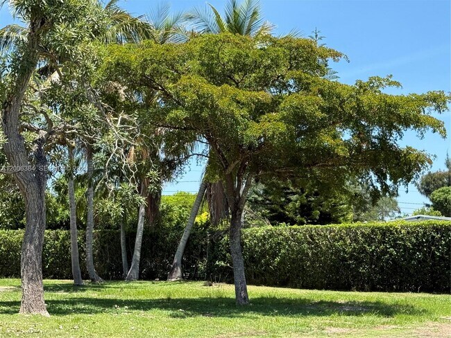 Building Photo - 15395 SW 272nd St