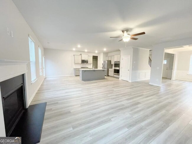 Building Photo - 928 Yancey Ct