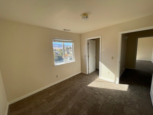 Building Photo - 5895 Blue Horizon Dr