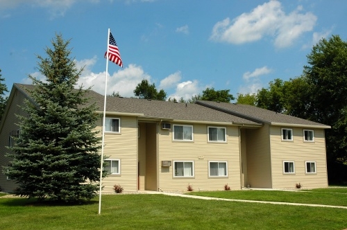Building Photo - Prairie Glen Apartments