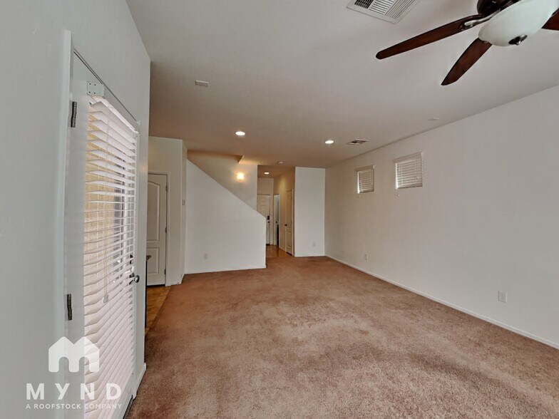 Building Photo - 7693 Lots Hills Dr