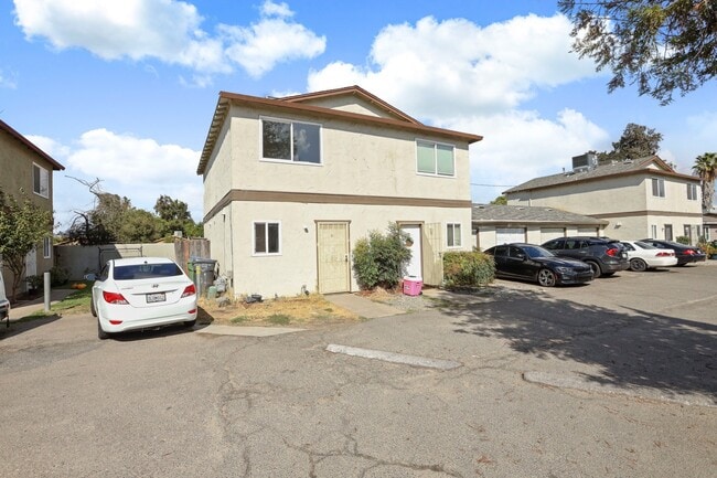 Building Photo - 3557 Merced Ave
