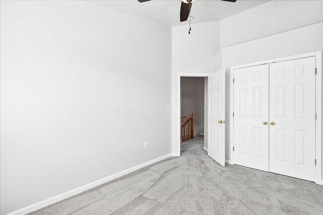 Building Photo - Close to I-95 and Downtown Fredericksburg