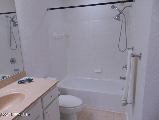 Building Photo - 10075 GATE N Pky